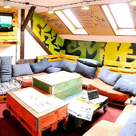 Free Zone Auberge de jeunesse *